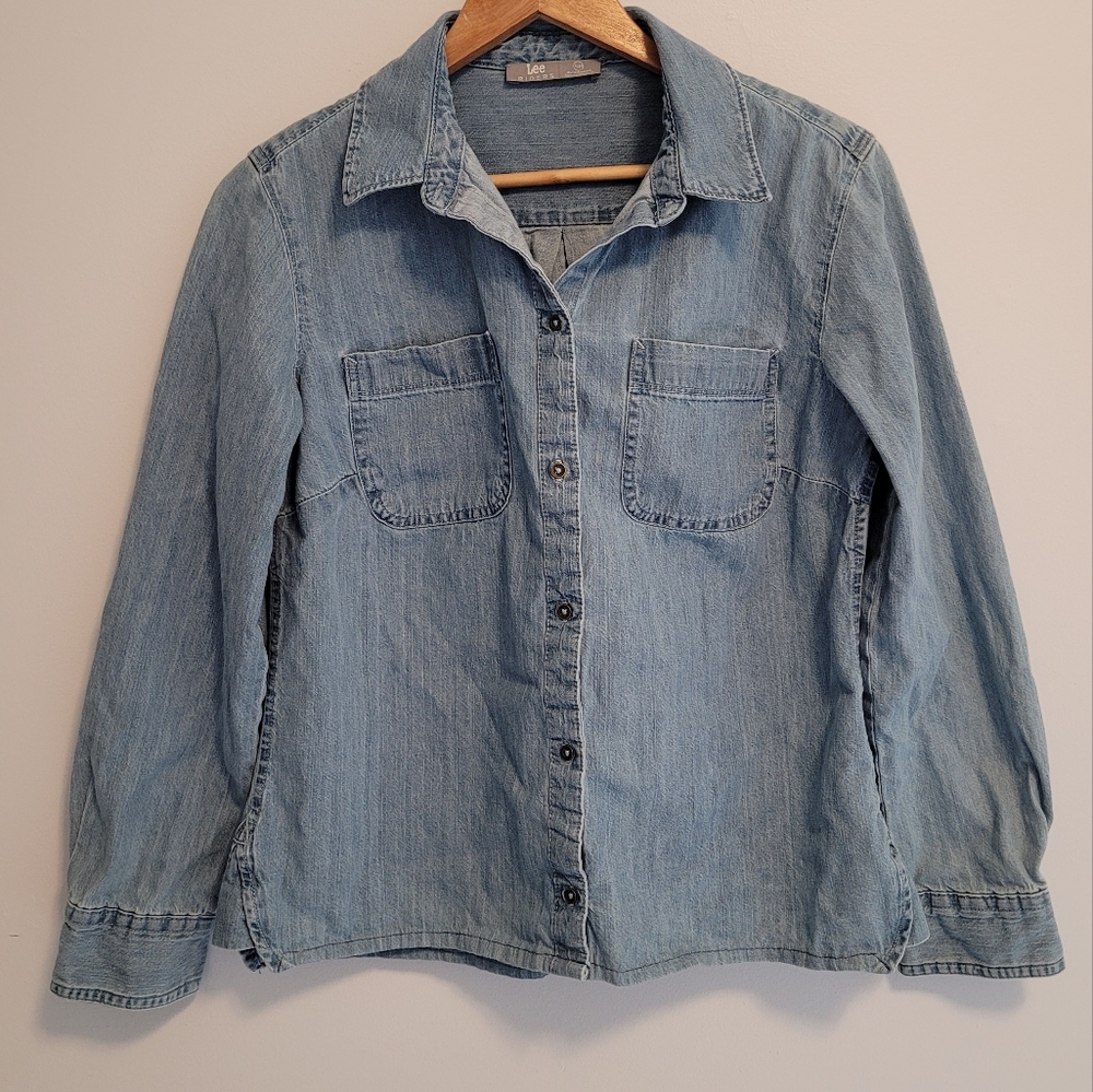 LEE Riders Denim Style Button-Down Top (Medium) - Picture 6 of 6